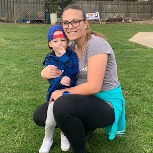 Meet your Posher, Brooke